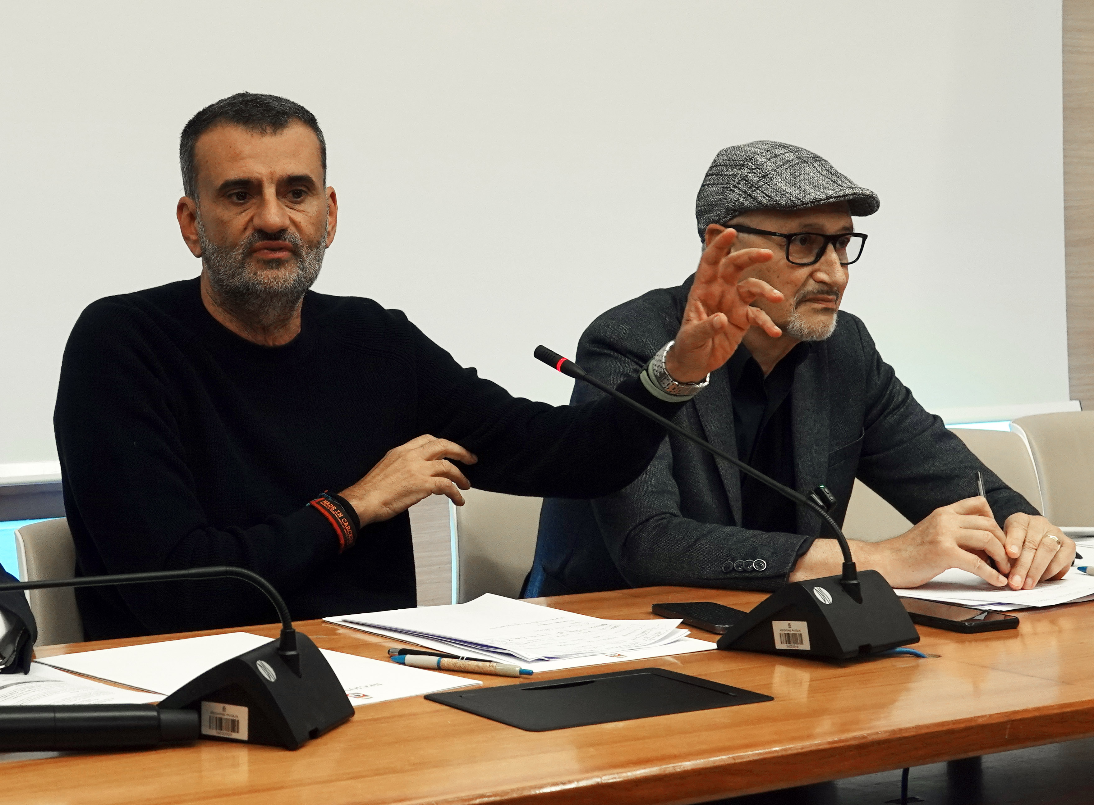 Galleria Ex Ilva, sottoscritta l’intesa tra istituzioni e sindacati a margine dell’incontro in Regione Puglia - Diapositiva 3 di 11
